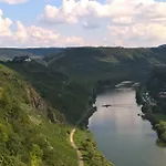 Mosel Ausblick Апартаменты *
